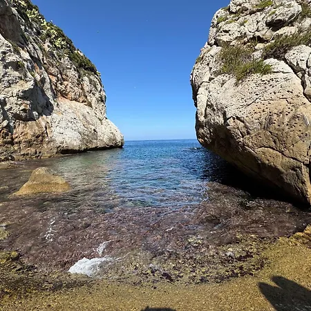 Πανσιόν Awa Kafara Porticello